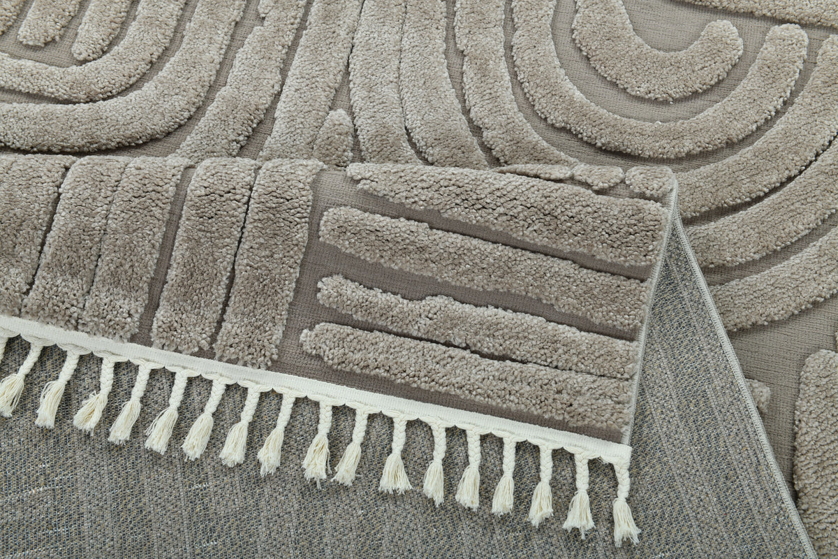 Madu Moroccan Powerloom Abstract Curved Geometric Rugs – Grey & Beige