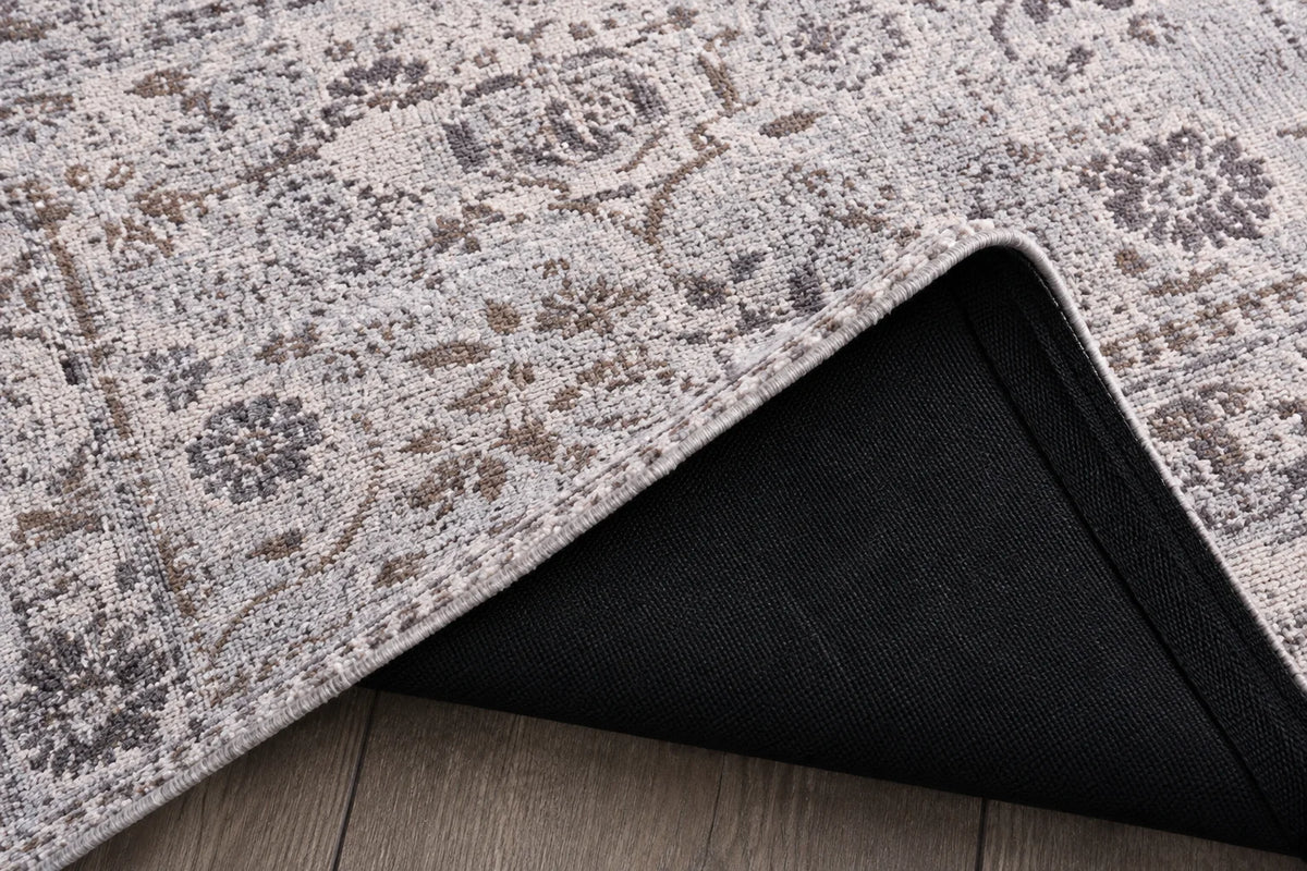 Traditional Vintage Floral Rug - Natural Beige & Soft Ivory Distressed Design